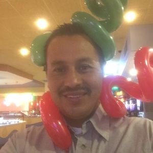 Meet your Posher, Julian